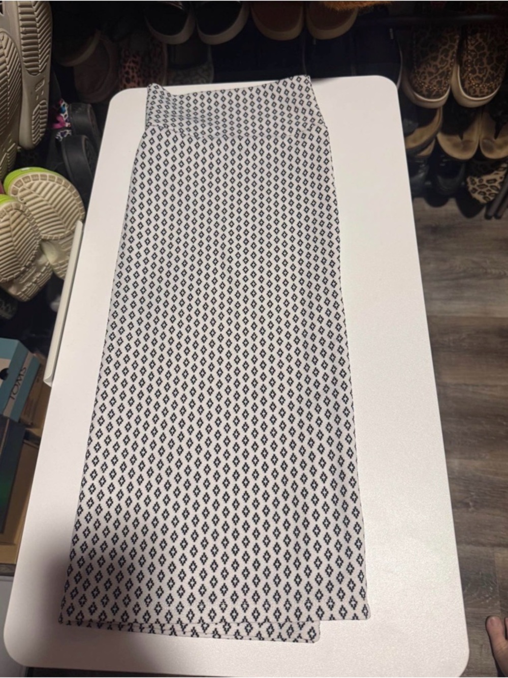 LuLaRoe Black and White Geometric Pencil Skirt